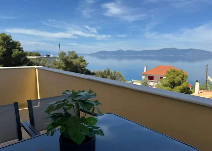 Apartment In Theologos
